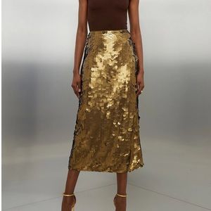 NWOT Brand new never worn gorgeous gold Karen Millen midi skirt
